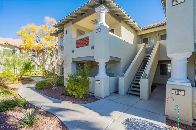 MLS: 2357273 Condo For Sale