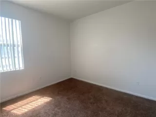 Photo #6: 2357286 Listing