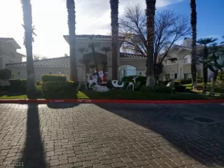 Photo #2: 2357288 Listing 