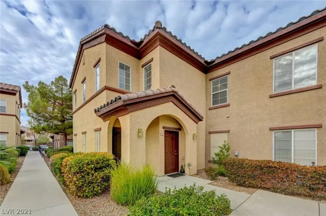 MLS: 2357295 Condo For Sale