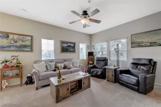 Photo #2: 2357295 Listing