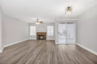 Photo #3: 2357316 Listing 