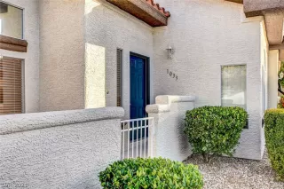 Photo #5: 2357322 Listing 