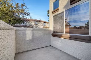 Photo #6: 2357322 Listing 