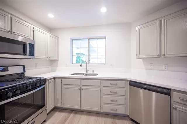 MLS: 2357325 Condo For Sale