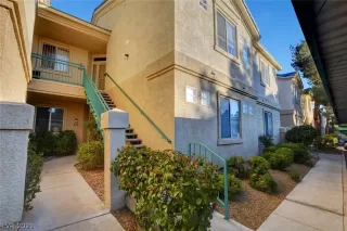 Photo #1: 2357361 Listing