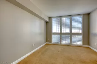 Photo #3: 2357371 Listing 