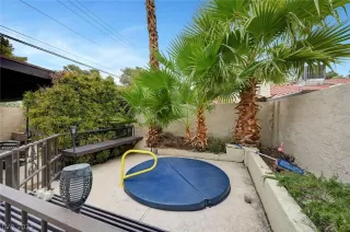 Photo #2: 2357399 Listing