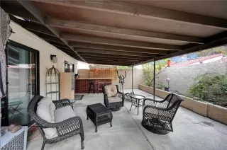 Photo #3: 2357399 Listing