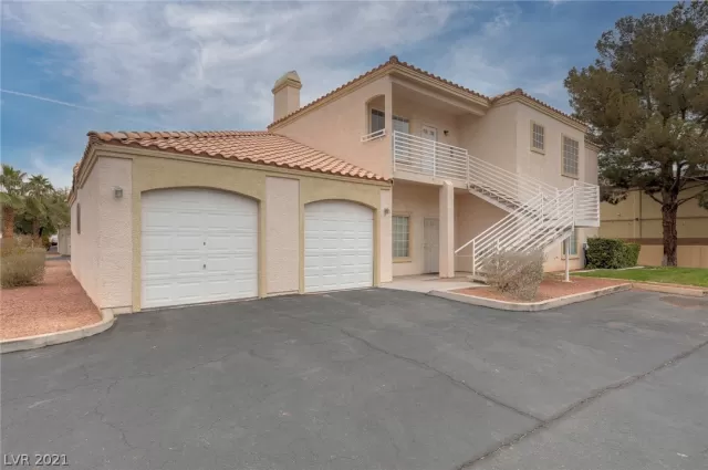 MLS: 2357407 Condo For Sale