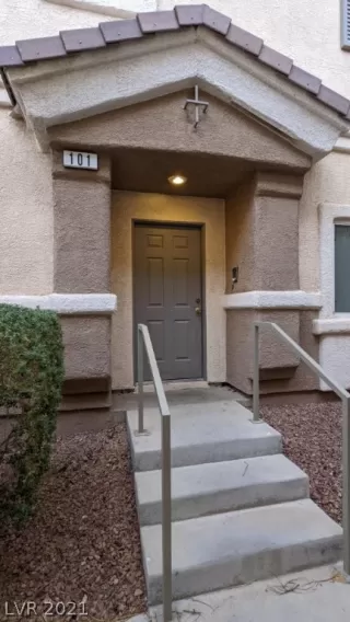 Photo #1: 2357411 Listing 