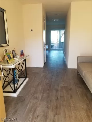 Photo #1: 2357421 Listing 