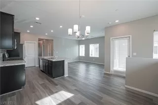 Photo #3: 2357449 Listing 