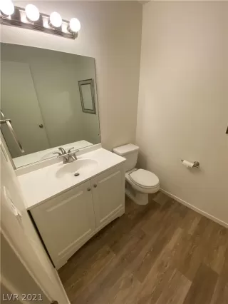 Photo #4: 2357450 Listing 