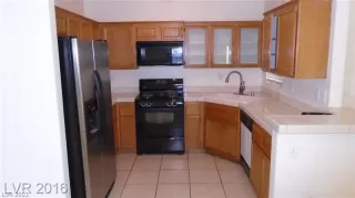 Photo #2: 2357504 Listing