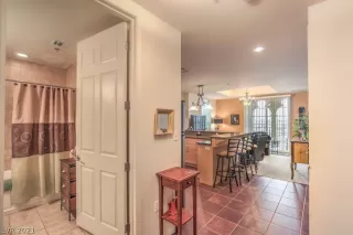 Photo #2: 2357508 Listing