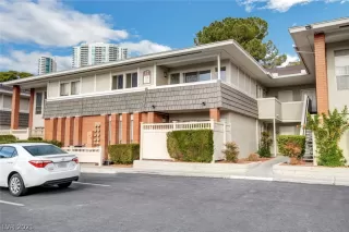 Photo #6: 2357515 Listing