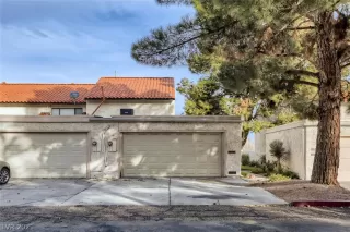 Photo #1: 2357529 Listing 