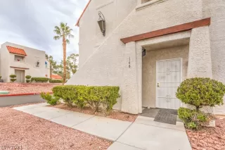 Photo #4: 2357556 Listing