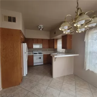 Photo #3: 2357592 Listing 