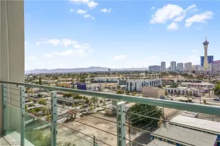 Photo #4: 2357656 Listing 