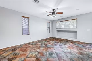 Photo #2: 2357663 Listing