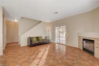 Photo #2: 2357665 Listing 