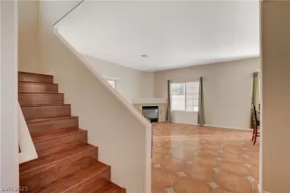 Photo #4: 2357665 Listing 