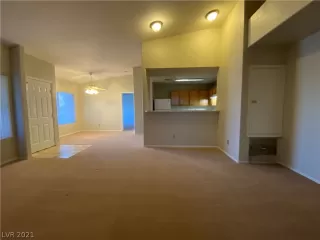 Photo #4: 2357673 Listing 