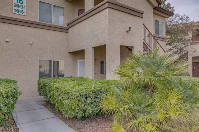 MLS: 2357682 Condo For Sale