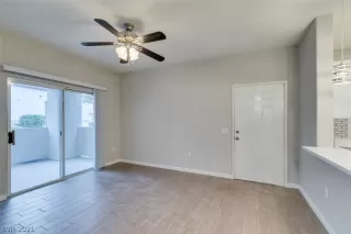 Photo #3: 2357683 Listing 