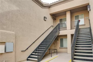 Photo #3: 2357718 Listing 