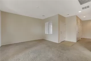 Photo #6: 2357718 Listing 