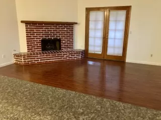 Photo #2: 2357724 Listing