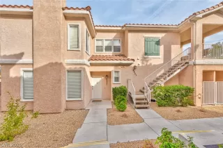 Photo #2: 2357725 Listing 