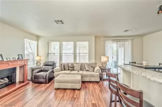 Photo #3: 2357725 Listing 