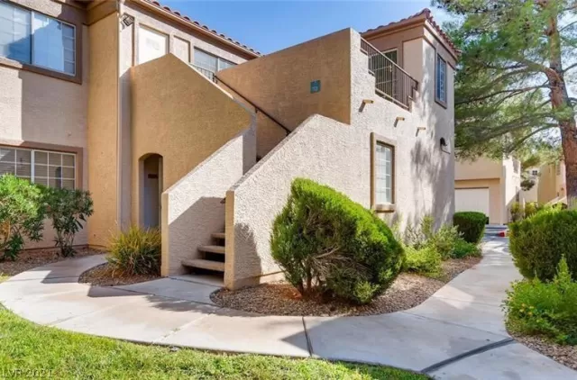 MLS: 2357768 Condo For Sale