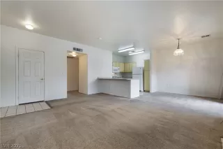 Photo #4: 2357833 Listing 