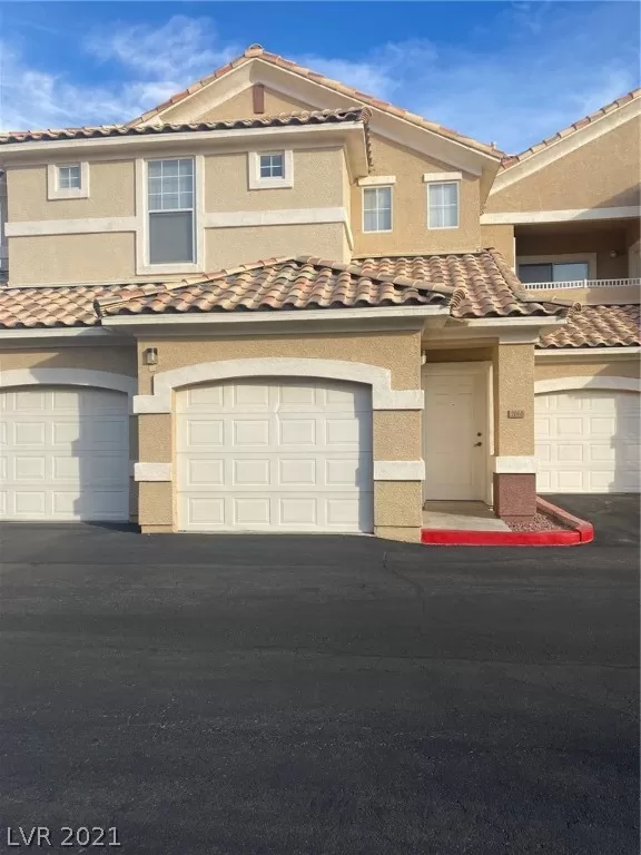 MLS: 2357886 Condo For Sale