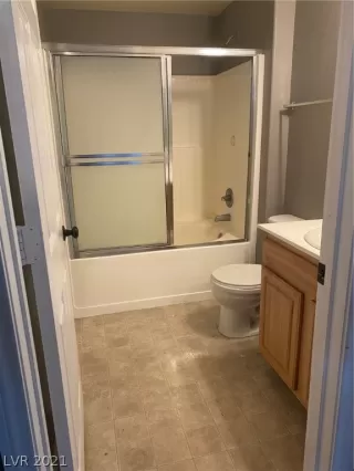 Photo #4: 2357886 Listing 