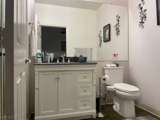 Photo #2: 2357891 Listing