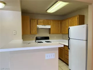 Photo #4: 2357941 Listing 