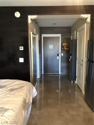 Photo #3: 2357945 Listing 