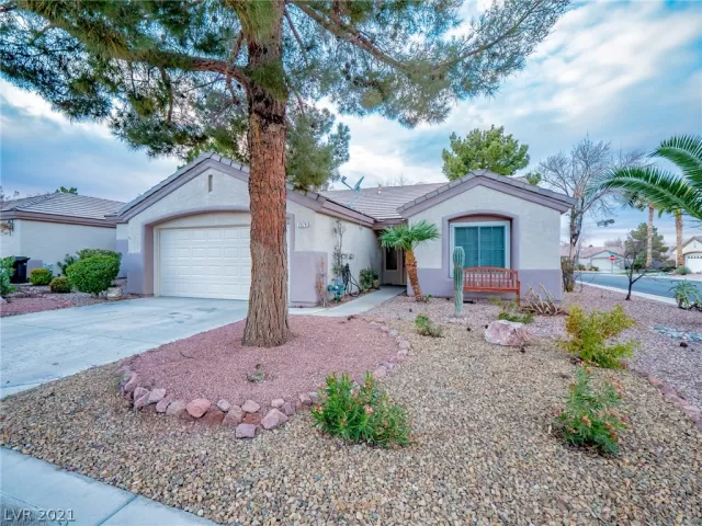 MLS: 2357974 Condo For Sale