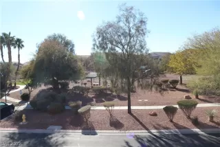 Photo #6: 2358004 Listing 