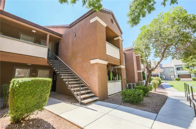 MLS: 2358040 Condo For Sale