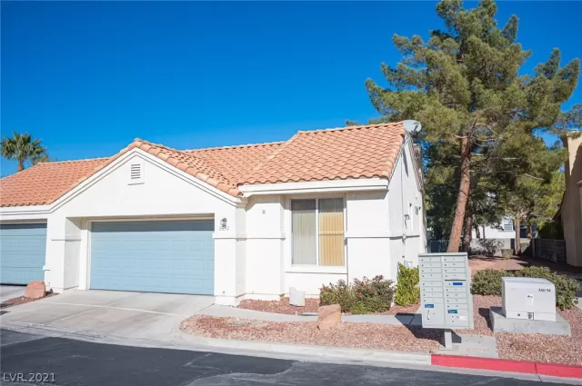 MLS: 2358051 Condo For Sale