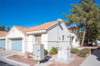 Photo #1: 2358051 Listing