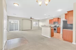 Photo #2: 2358089 Listing 