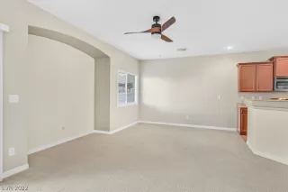 Photo #4: 2358089 Listing 